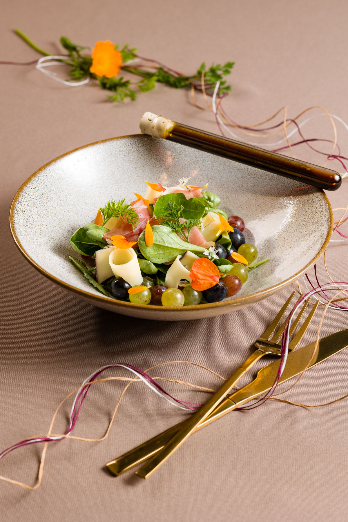 traubensalat-rohschinken-weinkaese-202605h-AWE